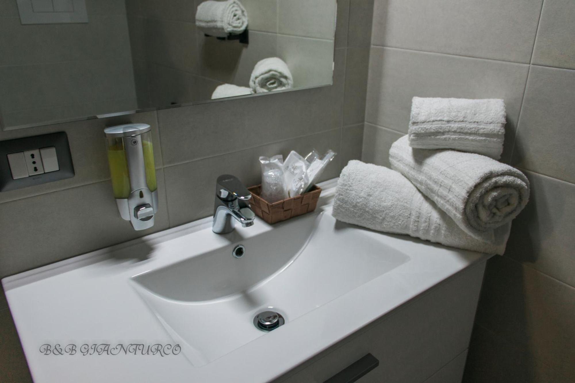Gianturco Bed And Breakfast Avigliano Exterior foto